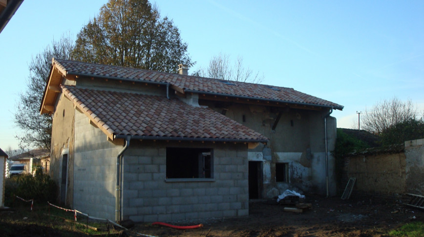 Remplacement de la charpente / couverture d’une maison à La-Chapelle-de-Guinchay - 71570