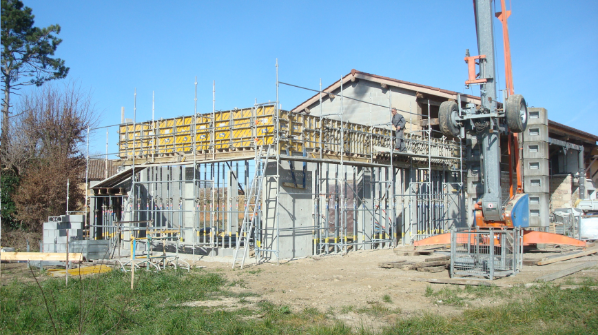 Réalisation d’un bâtiment en béton banché